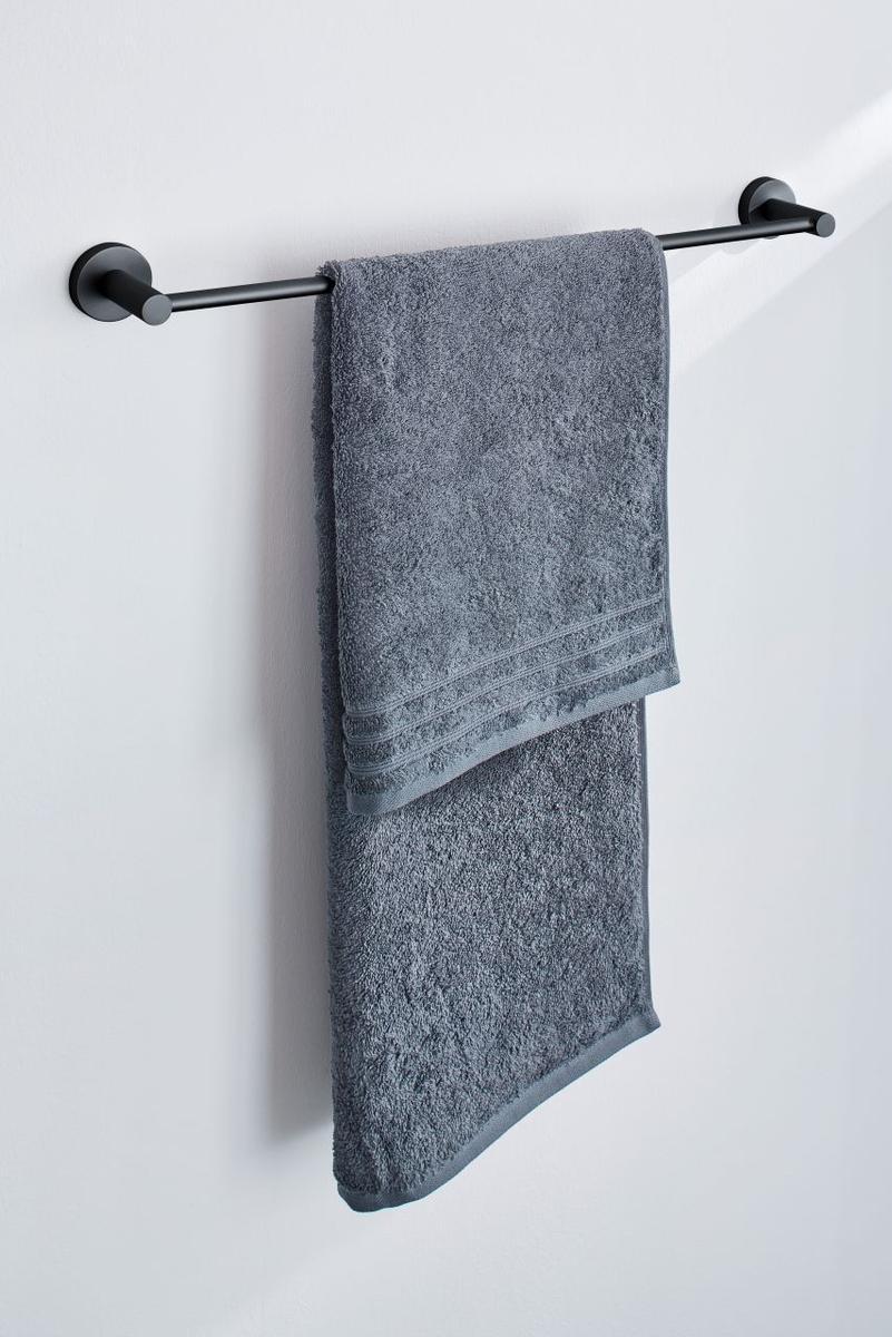 Wieszak na ręcznik 61,55 cm Kleine Wolke Apollo Nero Reling czarny mat bez wiercenia do łazienki 1 Full Screen