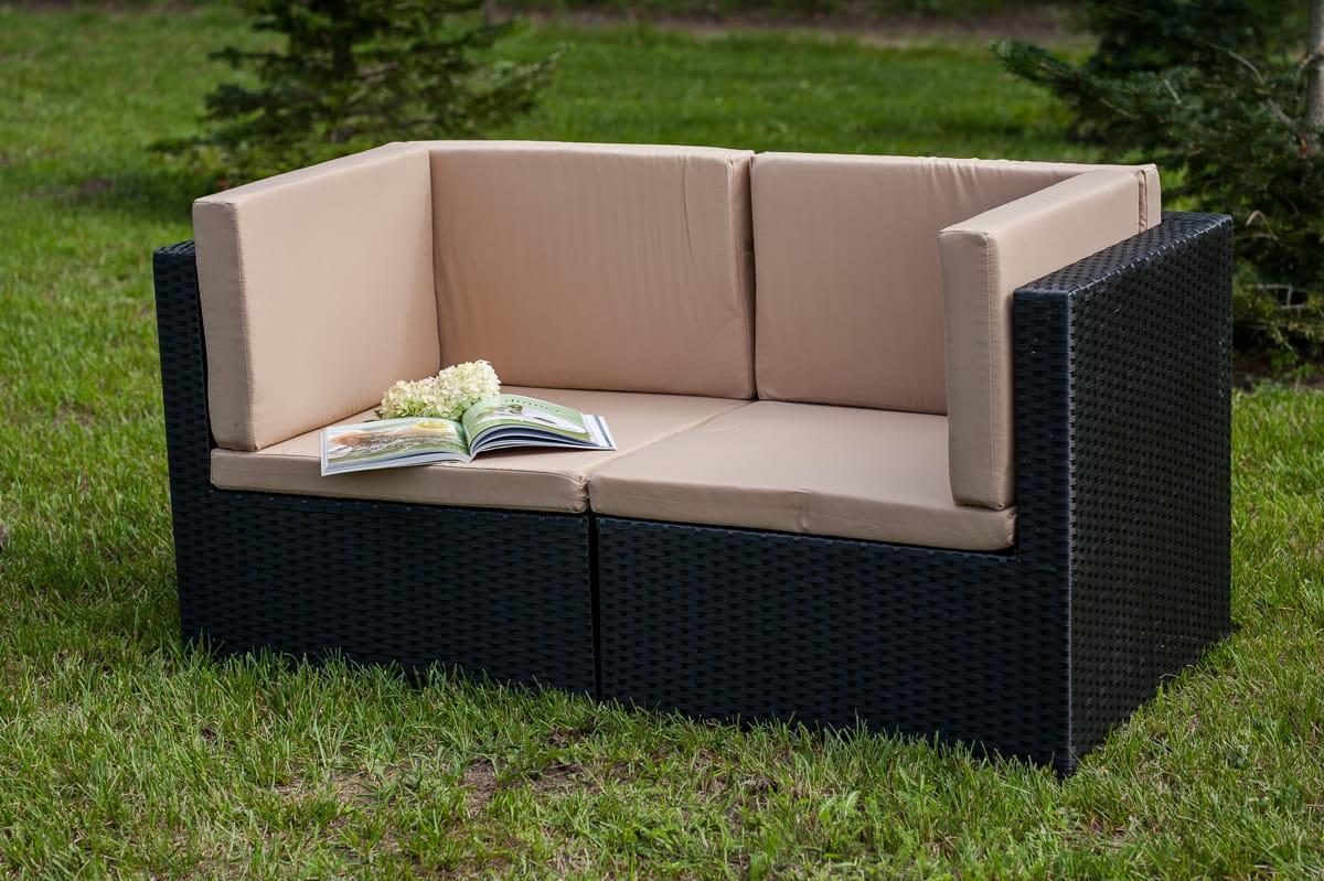 Sofa dwuosobowa ogrodowa PIENO 68x63x136 cm ze stolikiem technorattan na ogród taras czarny 2 Full Screen