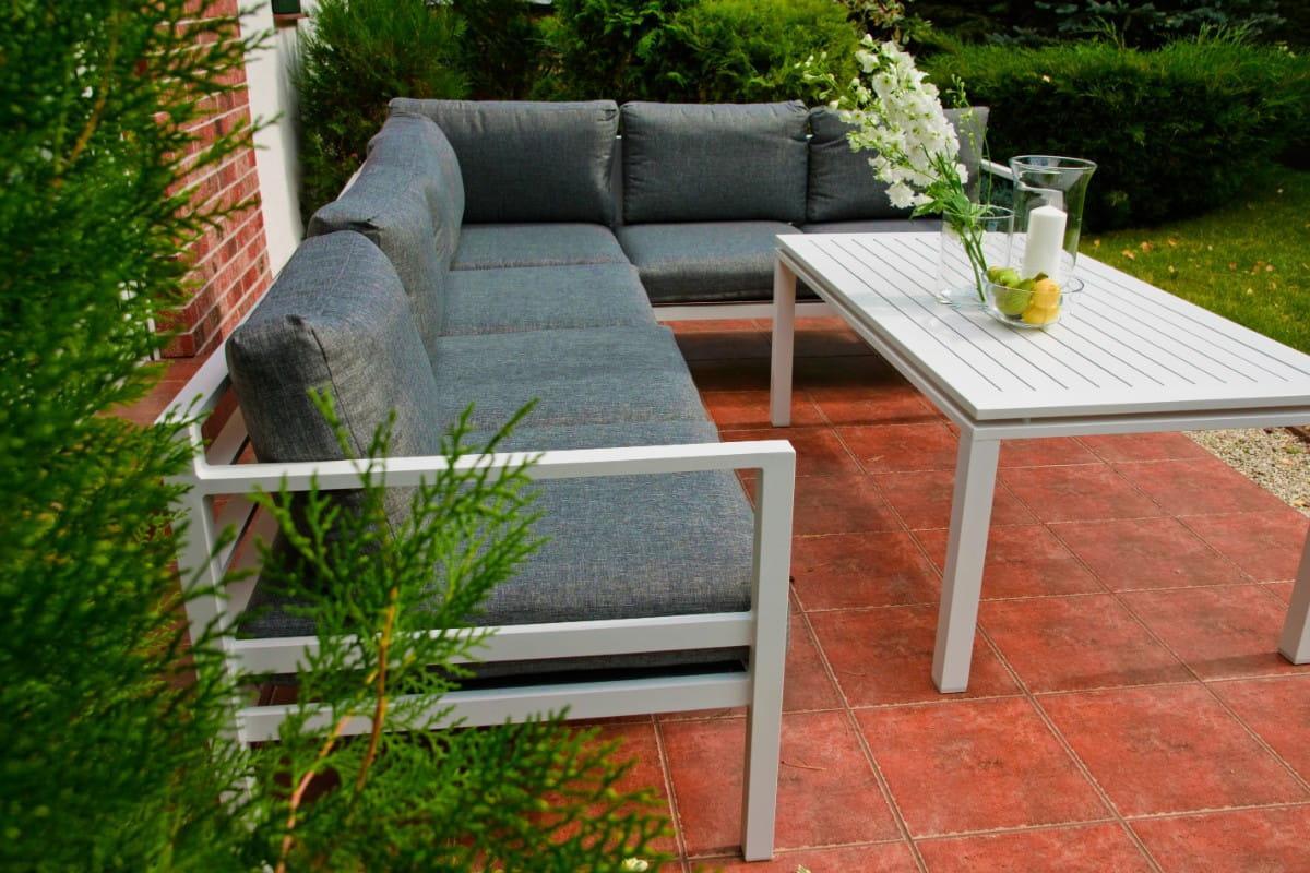 Narożnik ogrodowy z poduszkami 105x71x268 cm z aluminium stolik szary do ogrodu na taras 6 Full Screen