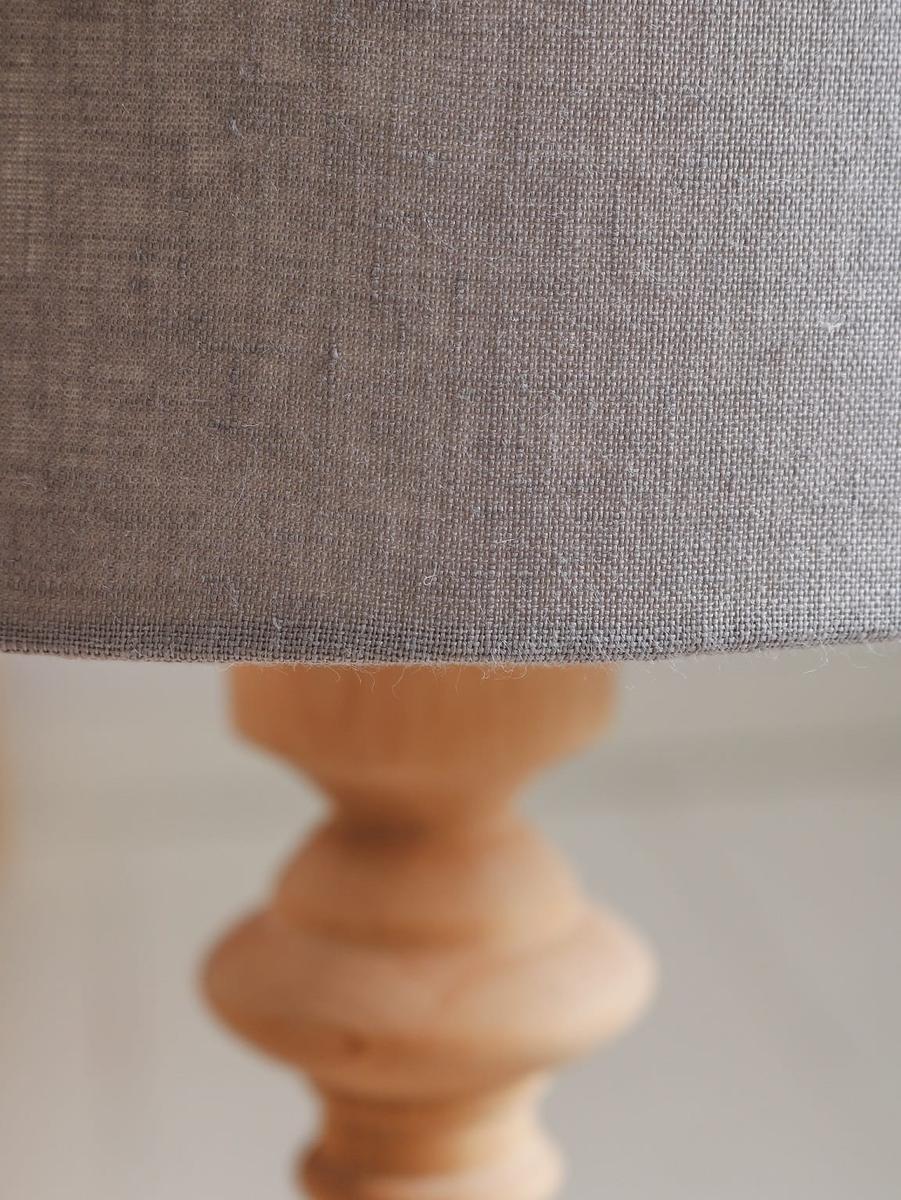 Lampa stołowa 25x25x55 cm lniana szara drewno olejowane nr. 8