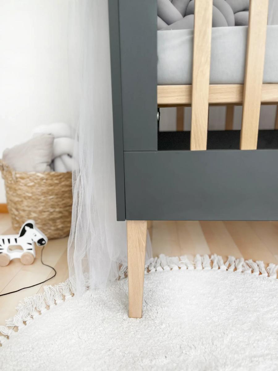 Łóżeczko niemowlęce drewniane ILA 120x60 cm szare z naturalnymi szczeblam z drewna bukowego dla dziecka  2 Full Screen