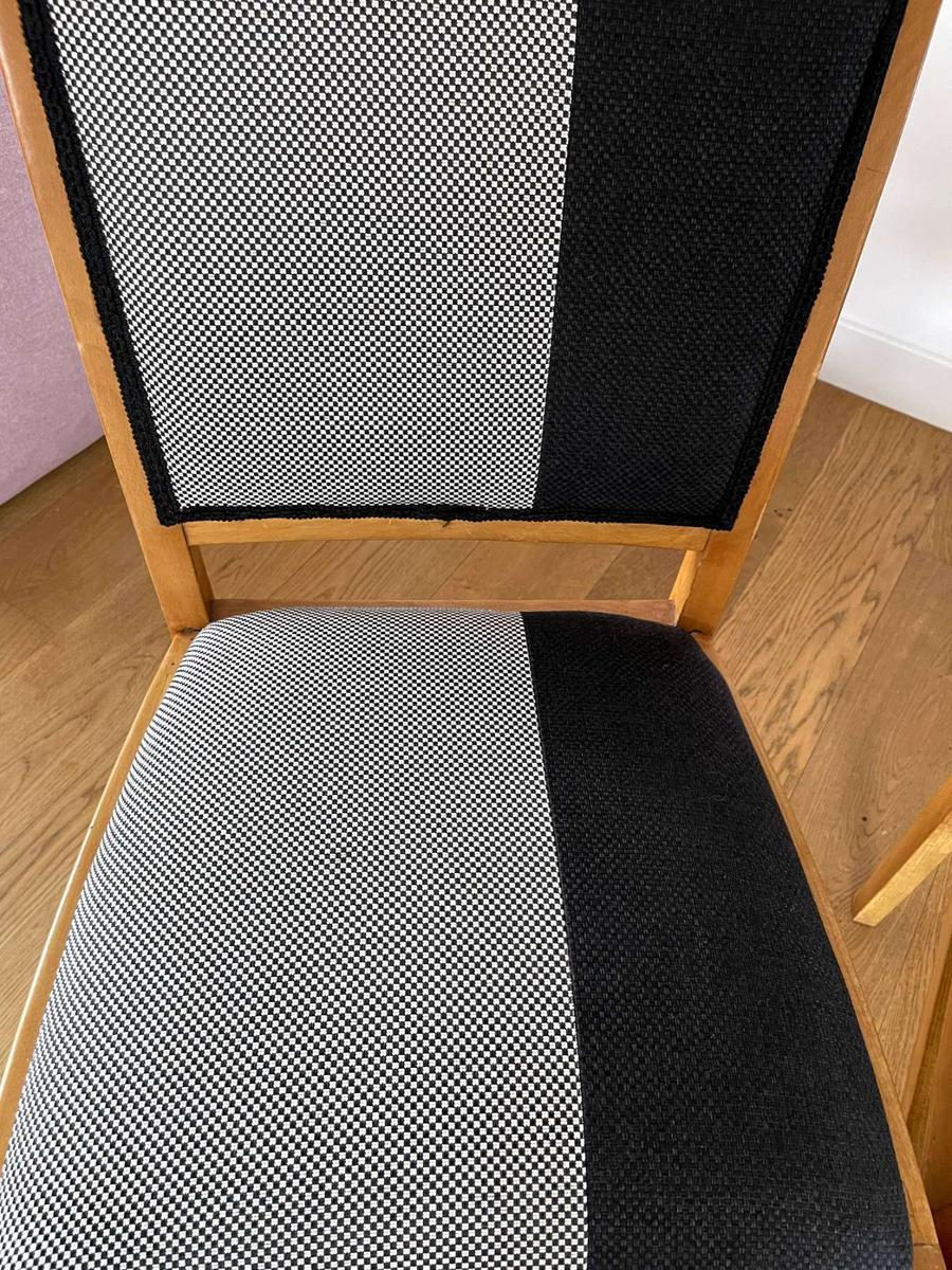 Krzesła typ 211/A po renowacji nr. 6