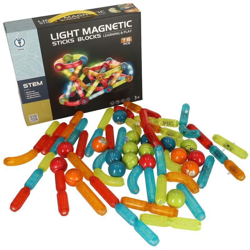 Klocki magnetyczne LED kolorowe magnetic sticks duże patyczki świecące dla małych dzieci 76 elementów 19x13x7 cm  nr. 9