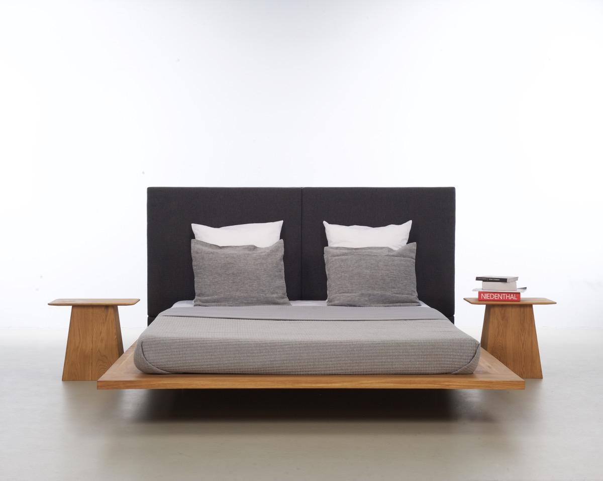 Łóżko MOOD 2.0 160x200 elegancka modna rama z litego drewna olchowego z tapicerowanym zagłówkiem nr. 3