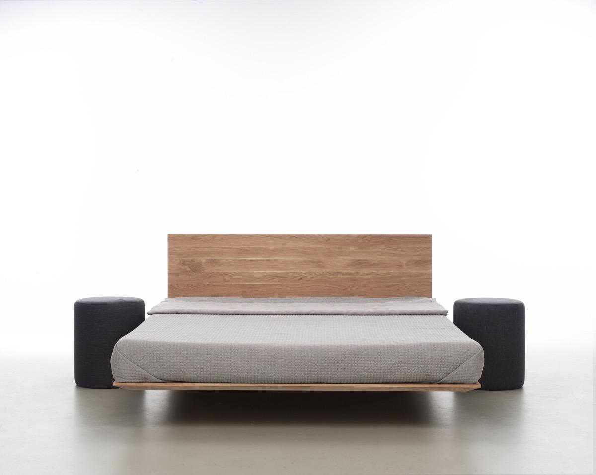 Łóżko NOBBY 160x200 eleganckie, proste nowoczesne łóżko lewitujące z litego drewna olchowego nr. 1