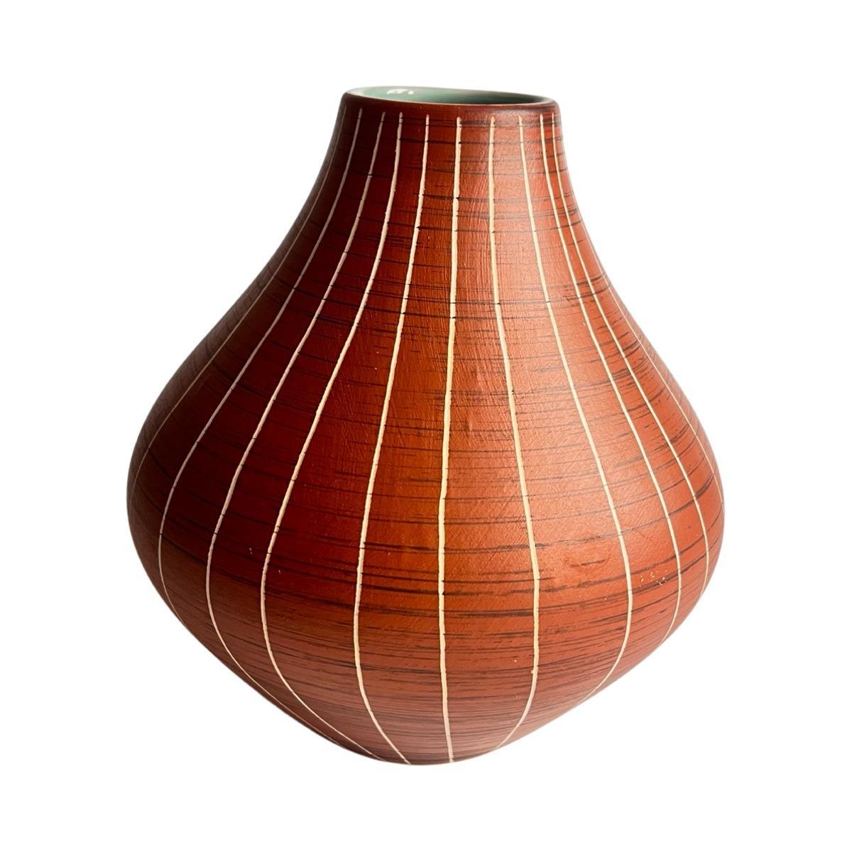 Ceramiczny wazon z uchem Gramann Keramik, Niemcy, lata 70. 4 Full Screen