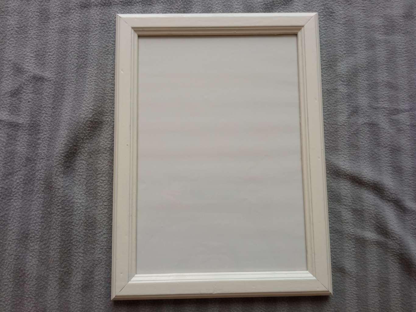 Ramka na zdjęcie drewniana biała 25 x 34 cm  0 Full Screen