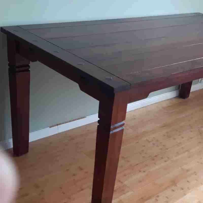Stół drewniany do jadalni nr. 2