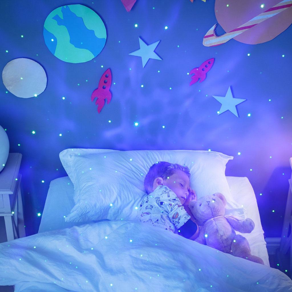 Lampka nocna dla dzieci projektor gwiazd astronauta z gitarą na pilot czarna 12,5x8,5x7,6 cm 10 Full Screen