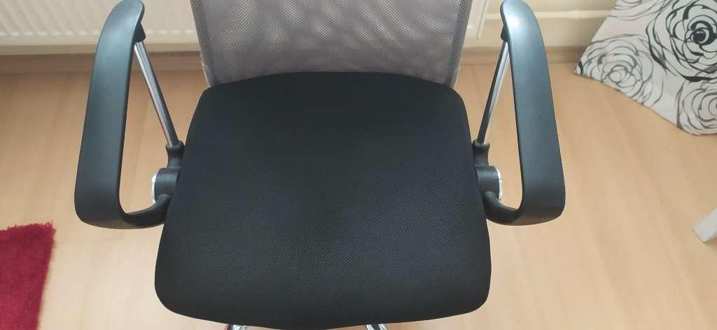Krzesło obrotowe 4 Full Screen