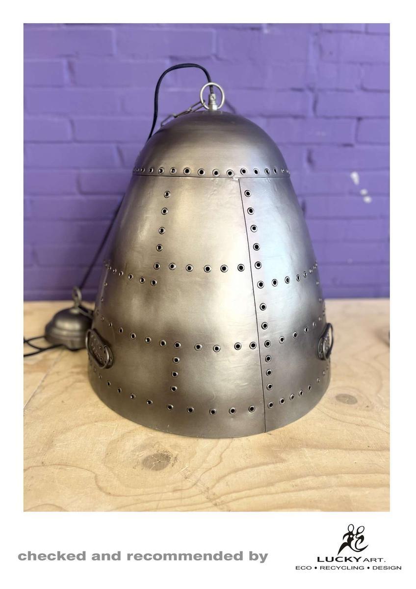 Duża, metalowa lampa wisząca Steampunk. Lampa stalowa 0 Full Screen
