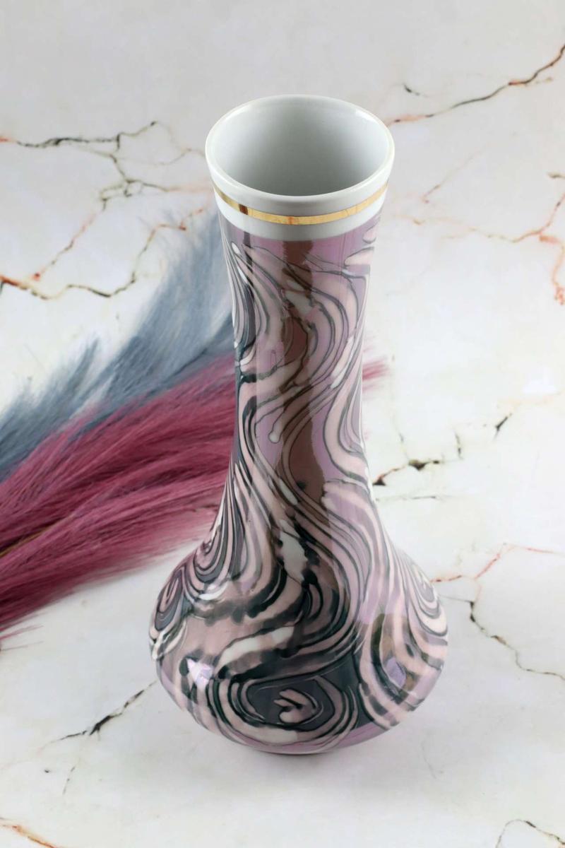 Porcelanowy wazon w fantazyjne maziaje – Bogucice 3 Full Screen