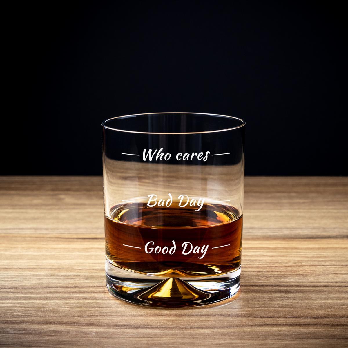 Szklanka do whisky Who cares wieczór panieński nr. 4