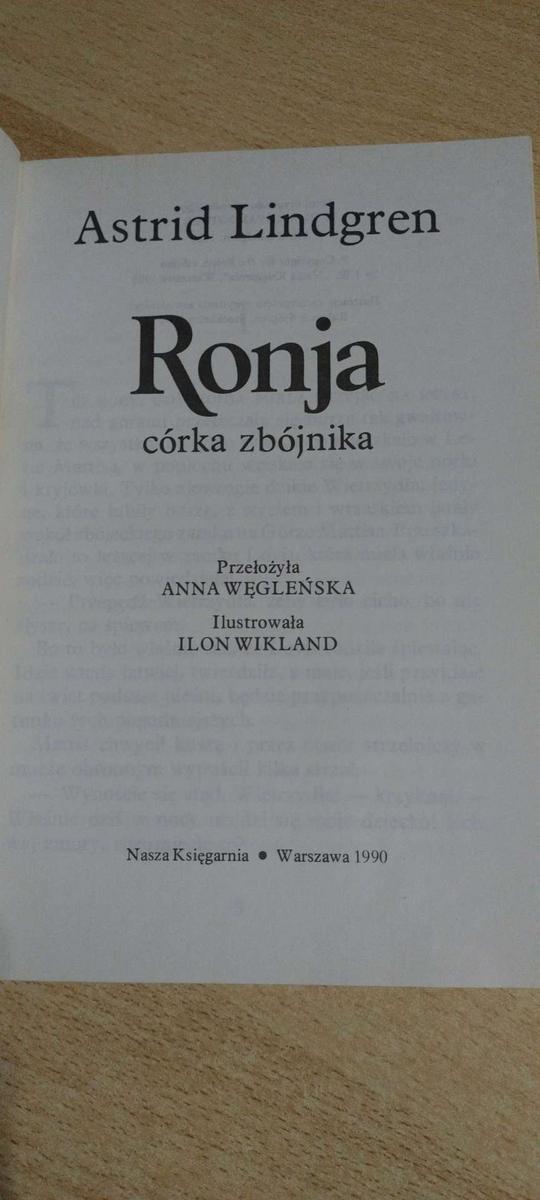 Książka  Ronja córka zbójnika   - Astrid Lindgren  1 Full Screen
